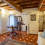 Apartment Faenza22 Florenz