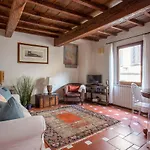 Apartment Faenza22 Florenz